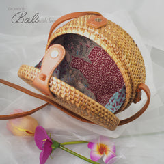 Trendy Rattan Bag Plain