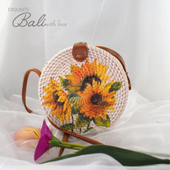 Trendy Rattan Bag with Printed Motif