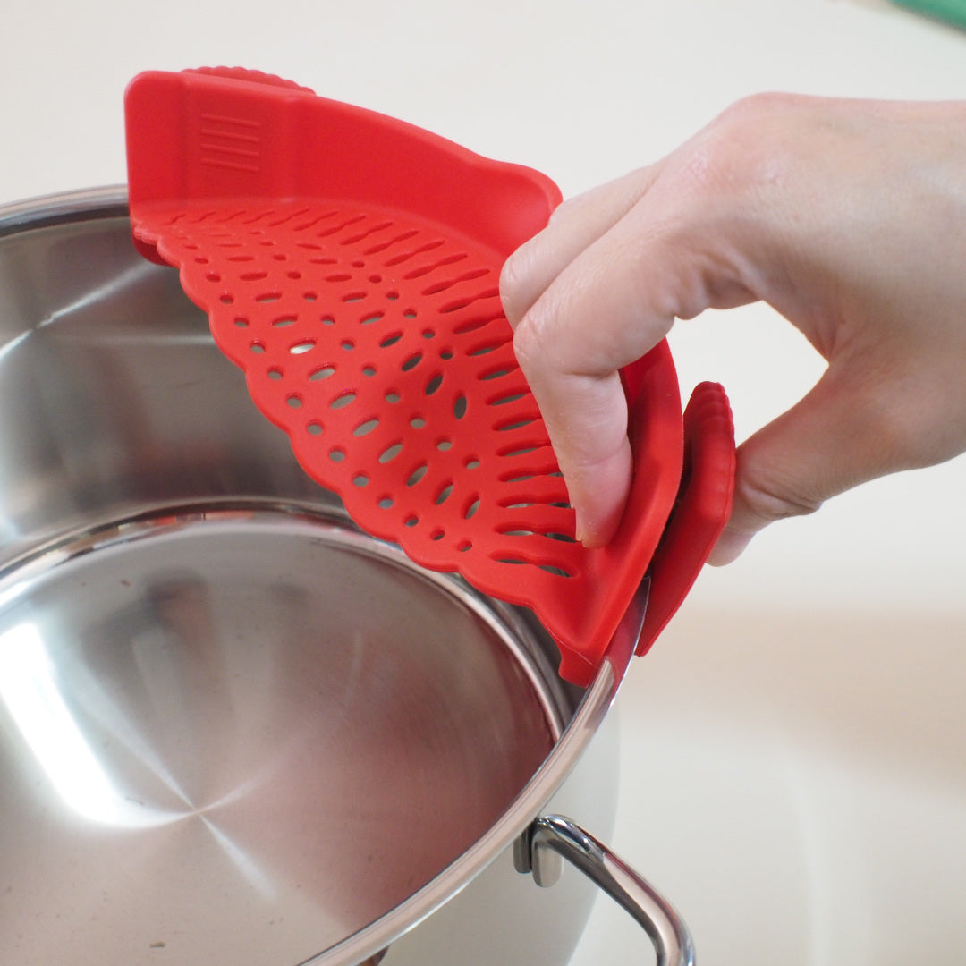 Clip 'N' Drain Colander Clip