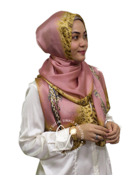 EURO DESIGN - ASTUTE EAST LADY